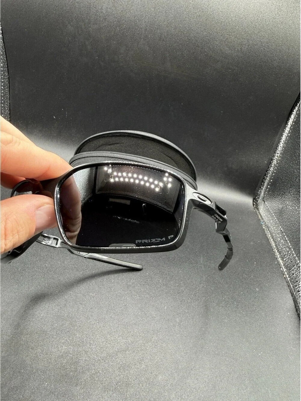 Oakley Siphon Scenic Grey/Prizm Black Iridium Polarized OO9429-0464